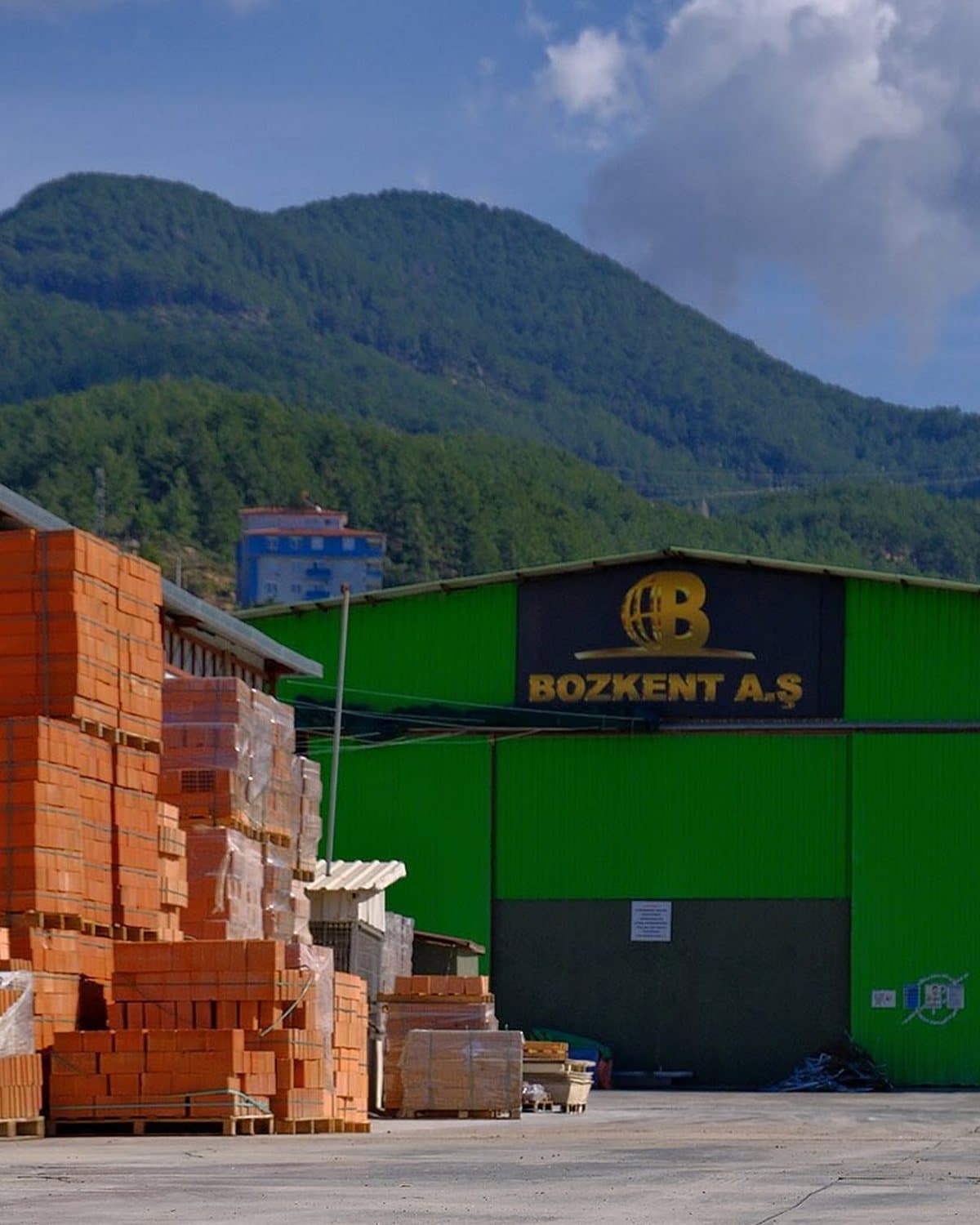 Bozkent's warehouse and stock yard in Alanya